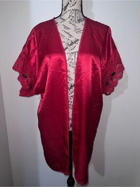 Sedu Fine Lingerie Red Satin Lace Trim Robe - Embroidered Floral Detail 2X